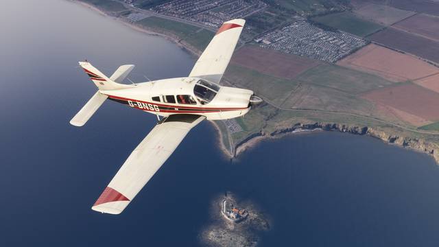 PA-28R Arrow III (MSFS)